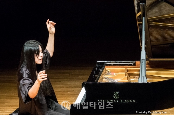 임현정 피아니스트의 2019년 예술의 전당 공연모습